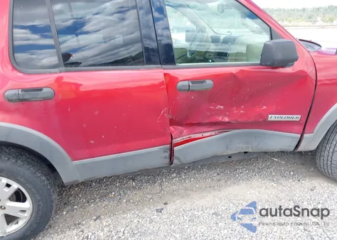 2006 Ford Explorer Xlt из США, поврежденный, VIN 1FMEU63E66UA73696